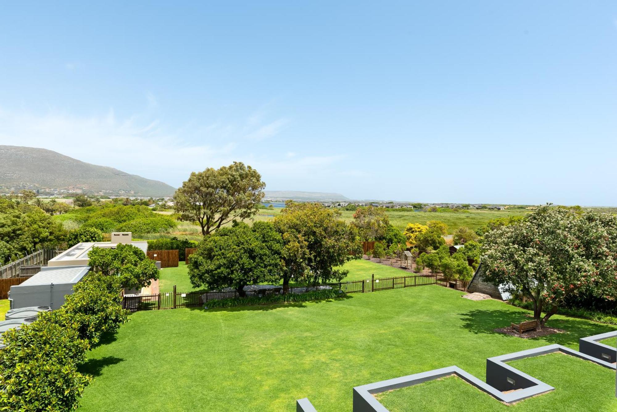 Sunset Splendour Guesthouse Noordhoek Eksteriør billede